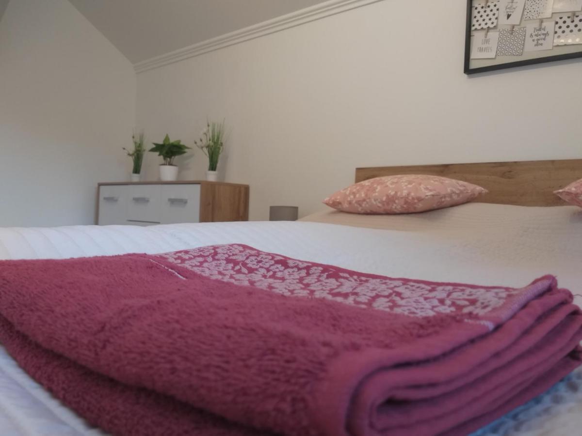 Toelgyerdo Apartman Kismaros 外观 照片