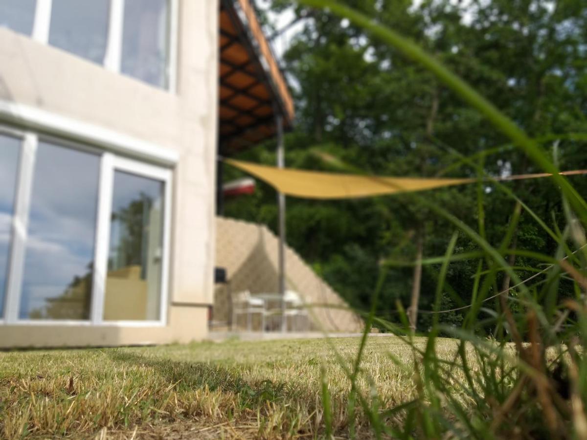 Toelgyerdo Apartman Kismaros 外观 照片