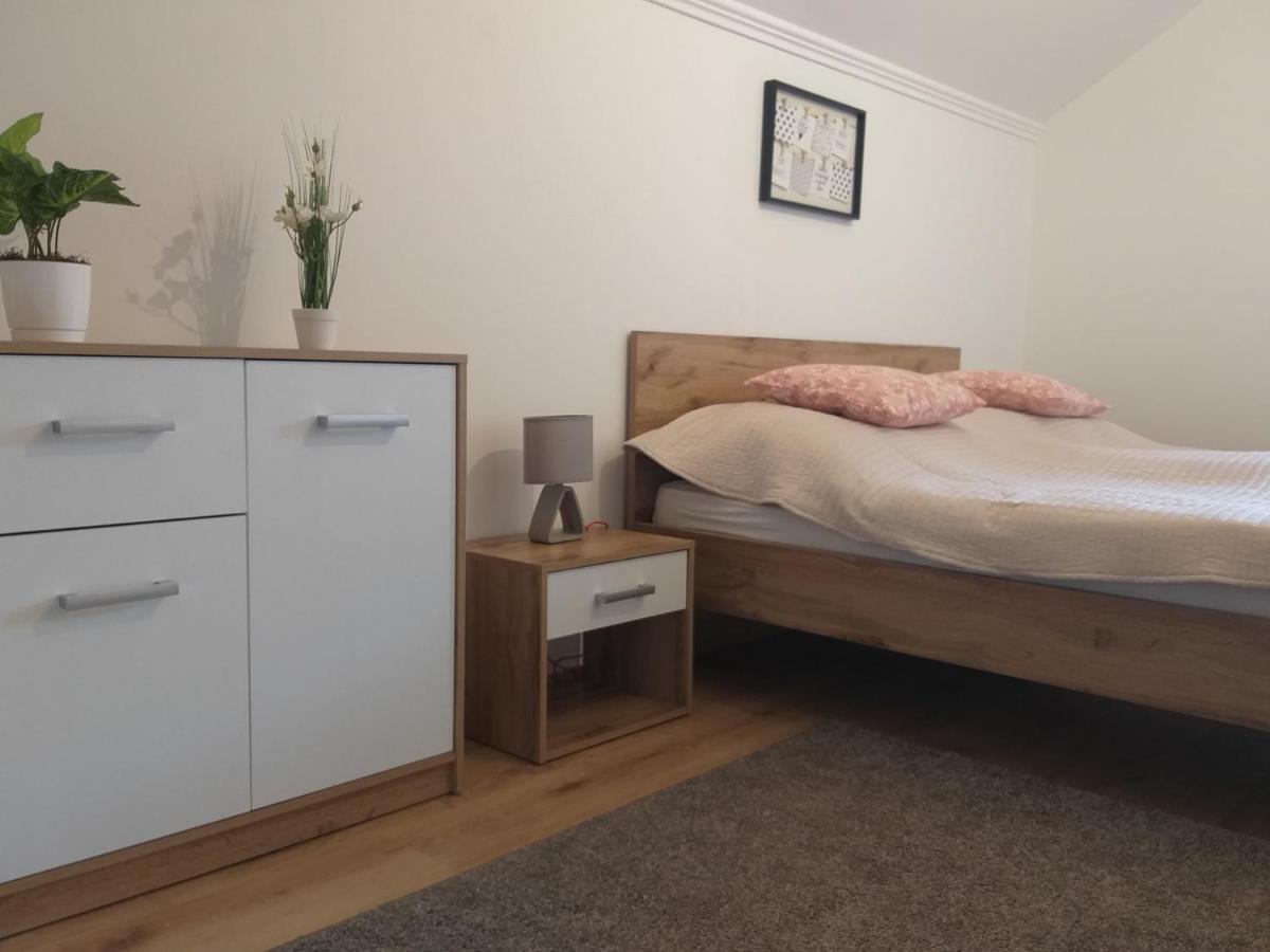 Toelgyerdo Apartman Kismaros 外观 照片