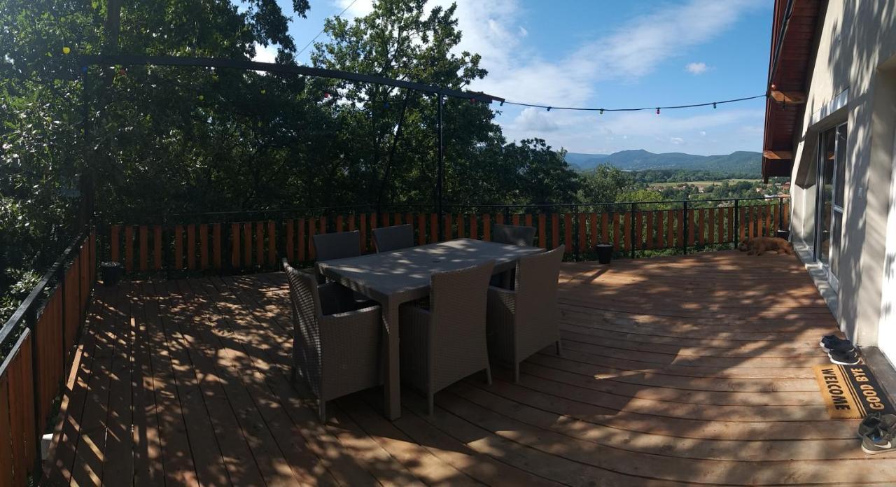 Toelgyerdo Apartman Kismaros 外观 照片